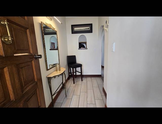 3 BEDROOM FREEHOLD FOR SALE IN BRACKENDOWNS